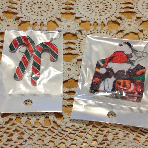 Cute Christmas earring bundle - Picture 1 of 8